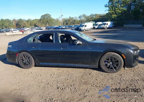 2023 BMW 760 I xDrive z USA, uszkodzony, nr VIN WBA33EJ04PCL69949